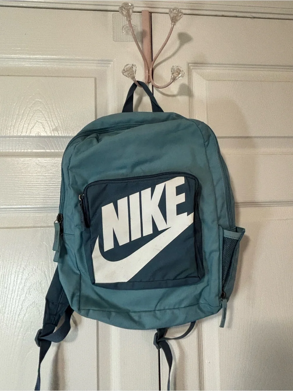 Nike Teal and Navy Everyday Backpack Has Small Light Stain See photos GUC